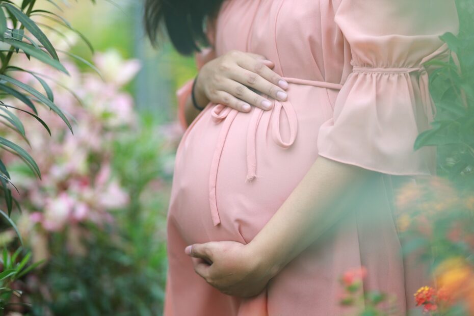 Harmonia na Gravidez: Cantando para o Bem-Estar Materno e Fetal